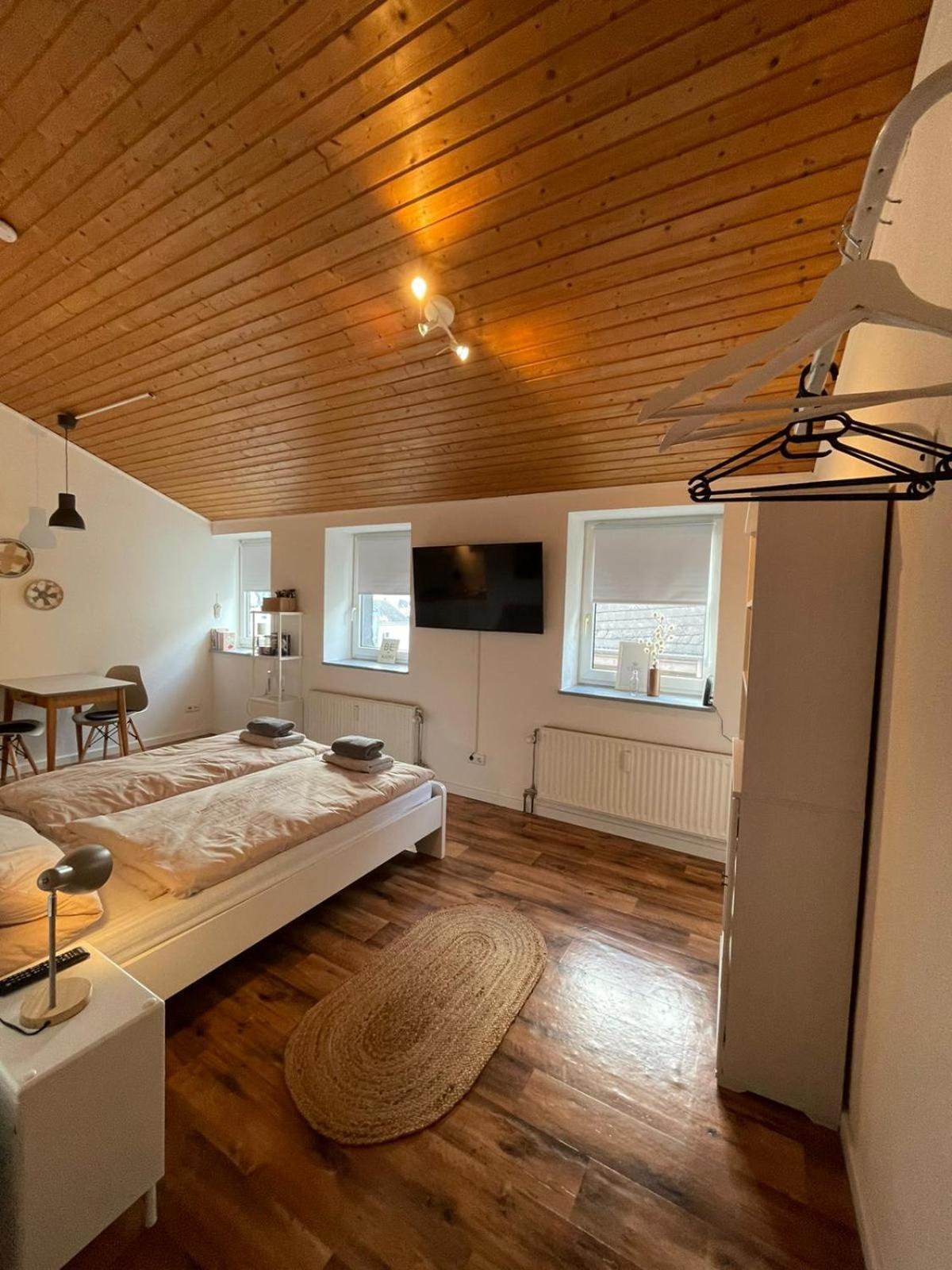 Apartment Kleiner Muenz Koblenz  Bagian luar foto